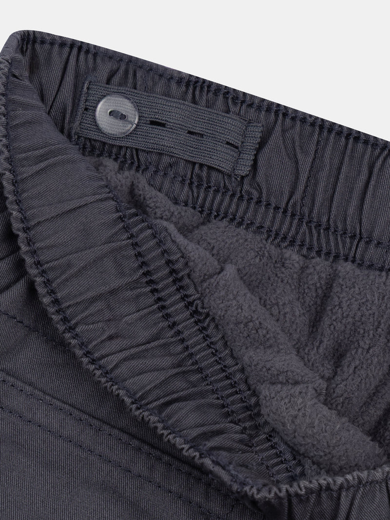 Pantalones grises forrados calientes para niño