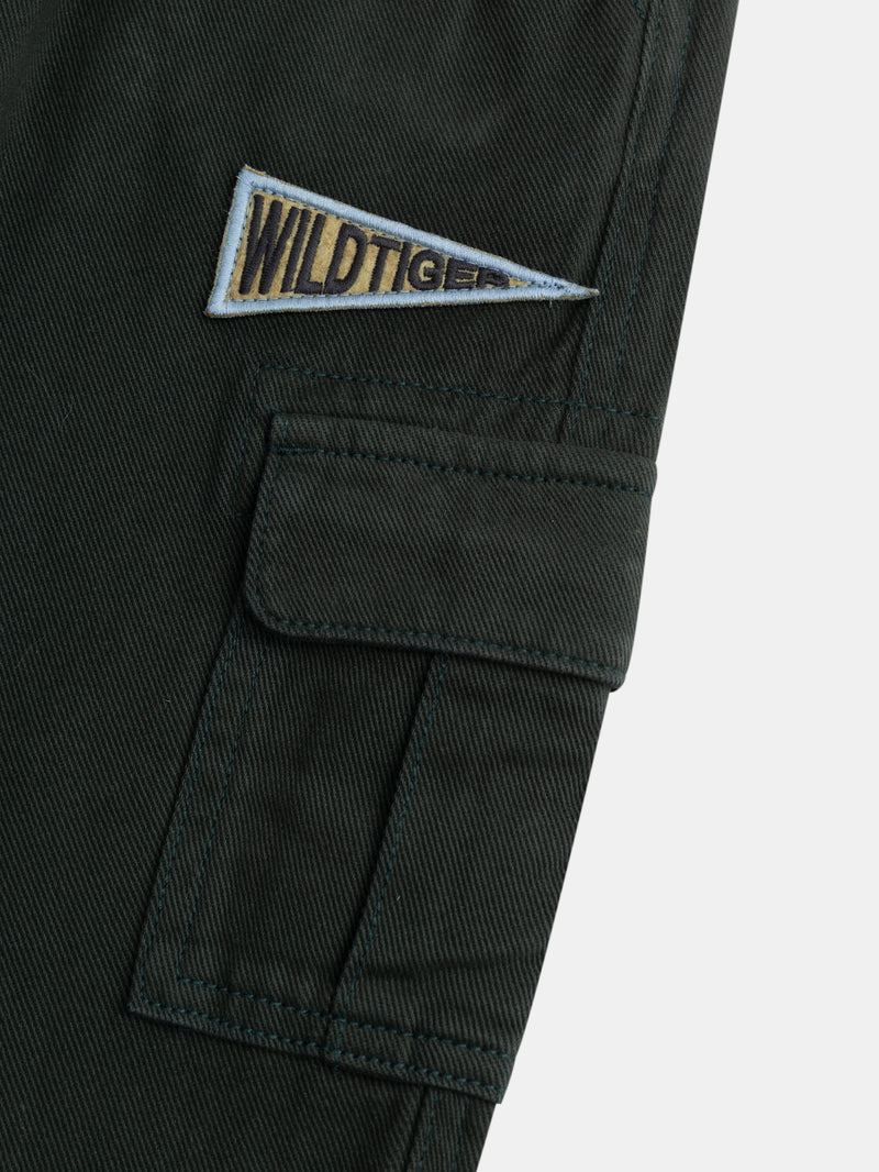Pantalon vert à poches pour garçon
