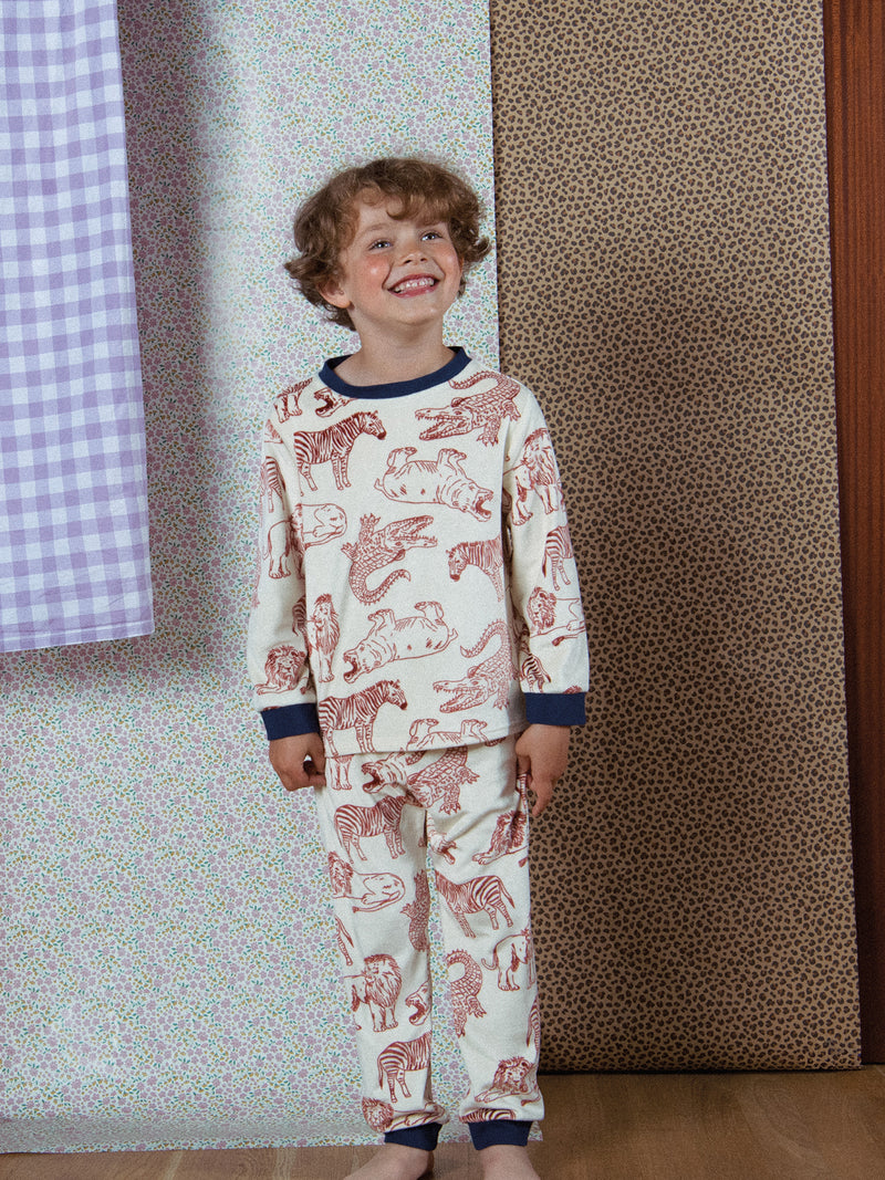 Pijama de 2 piezas de terciopelo elástico con impresión integral de savana para niño