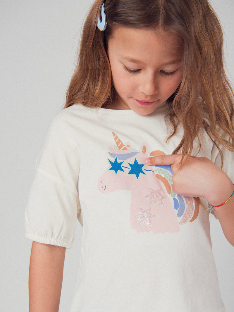 Camiseta ecru con animación de cabeza de unicornio para niña