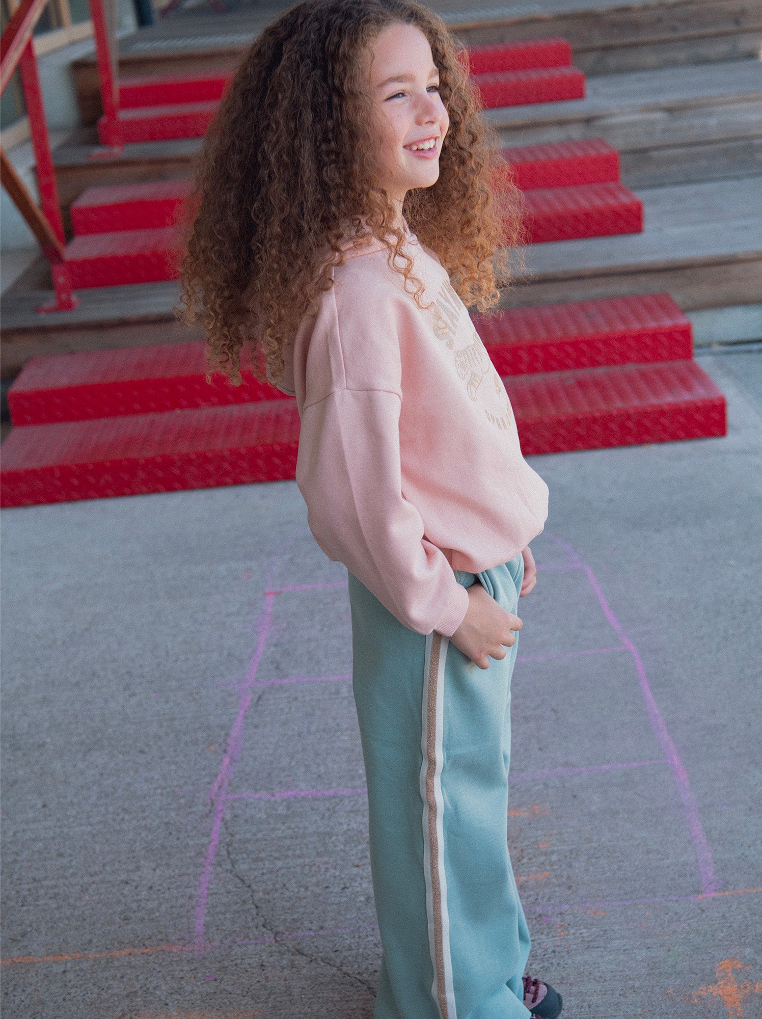 Pantalon en molleton vert a détails fantaisies et poches pour fille