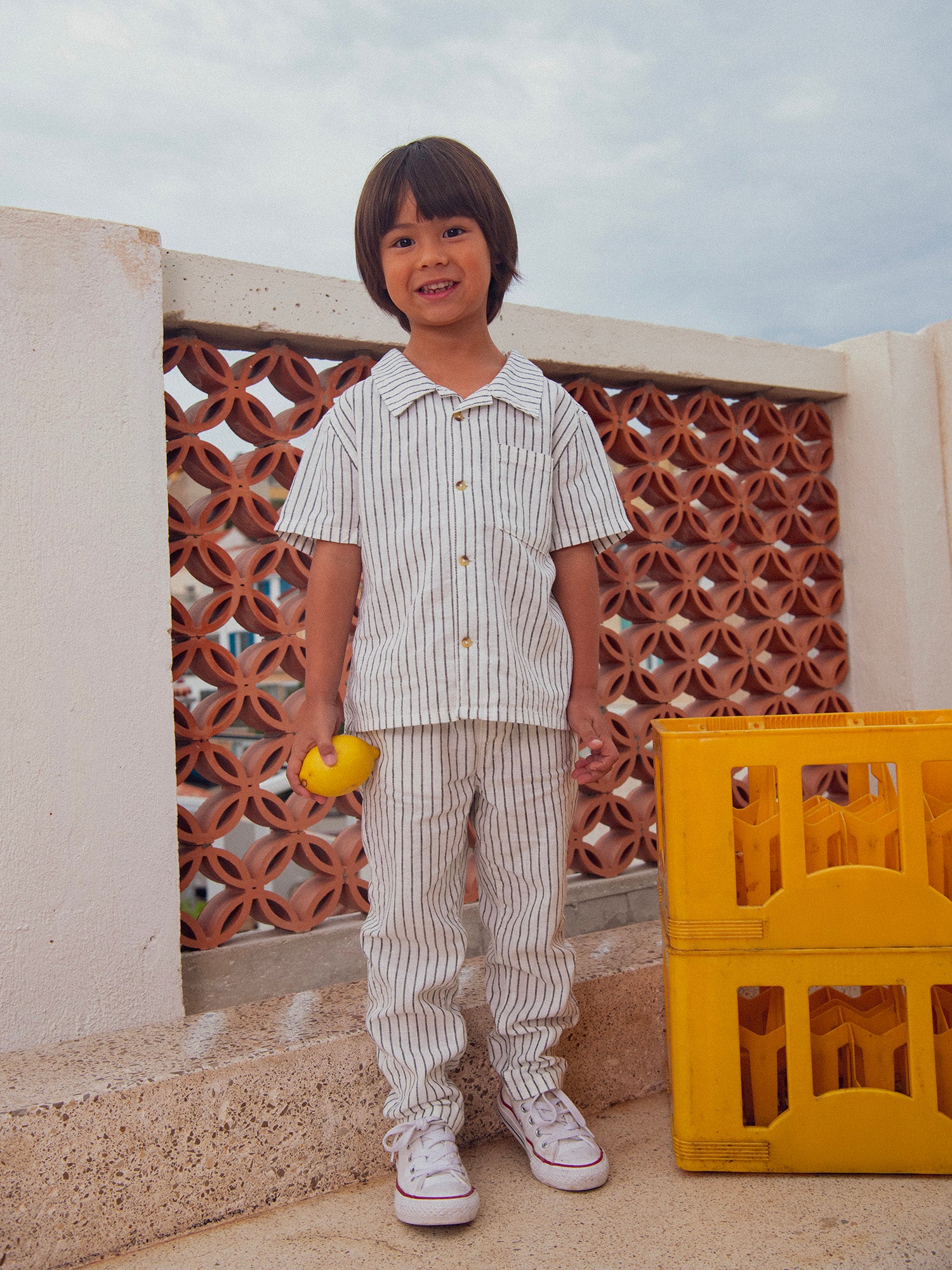Chemise manches courtes écrue à rayures pour garçon