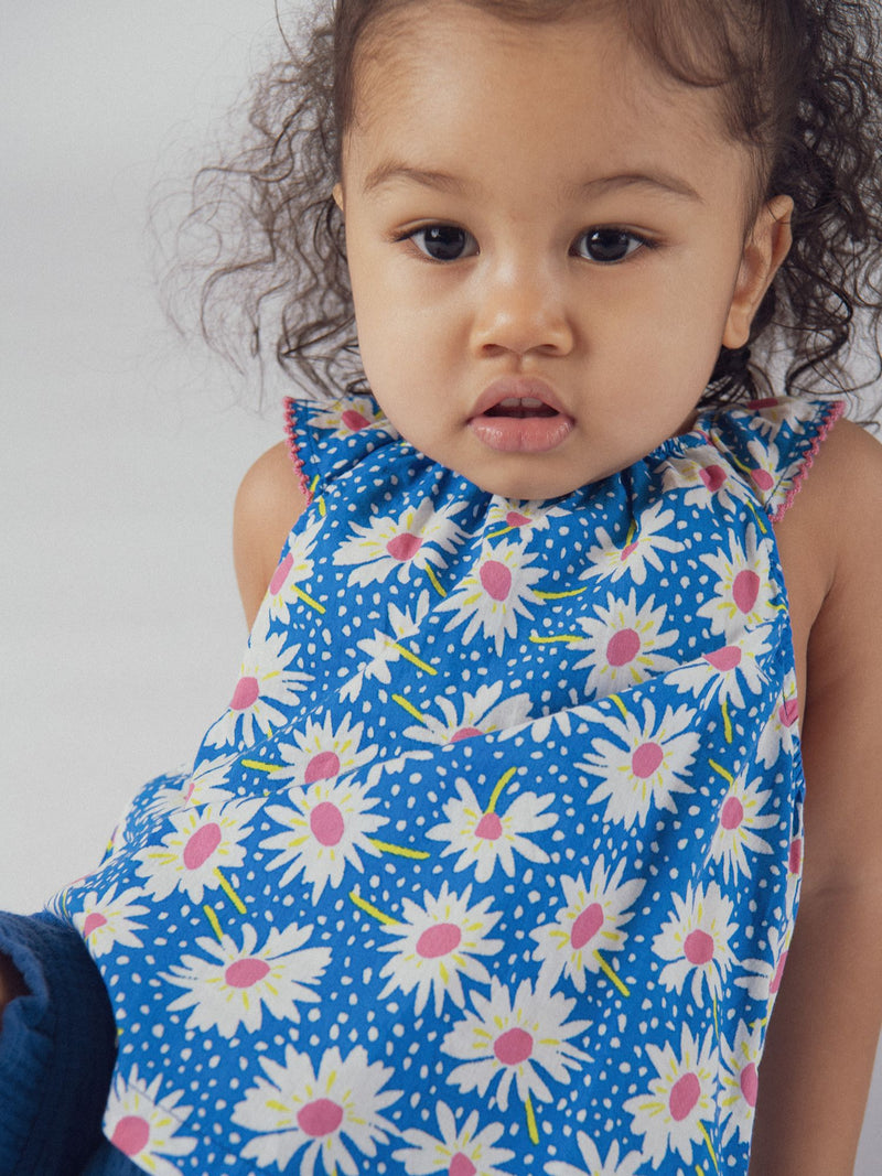 Conjunto Azul con Flores y Pantalones Cortos Únicos para Bebés Niñas