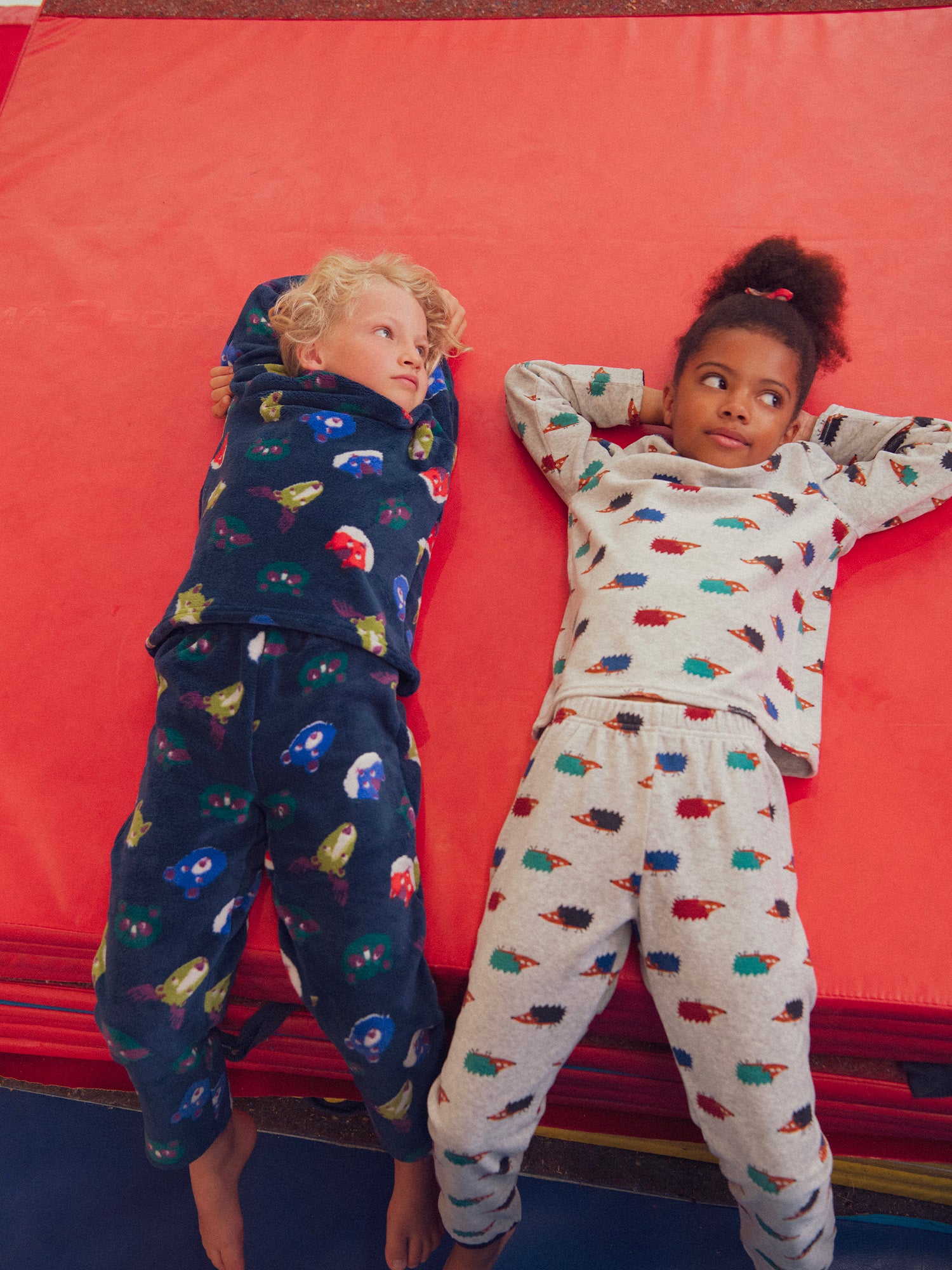 Pijama de erizo para niño