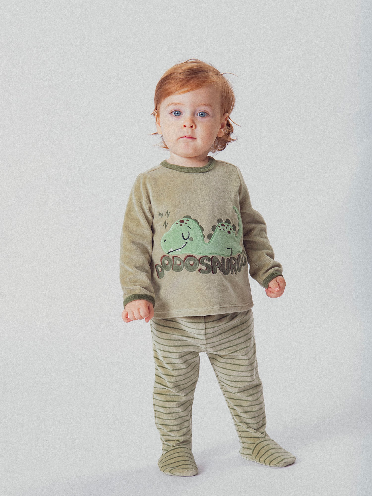 Pijamas de dinosaurio para bebé niño