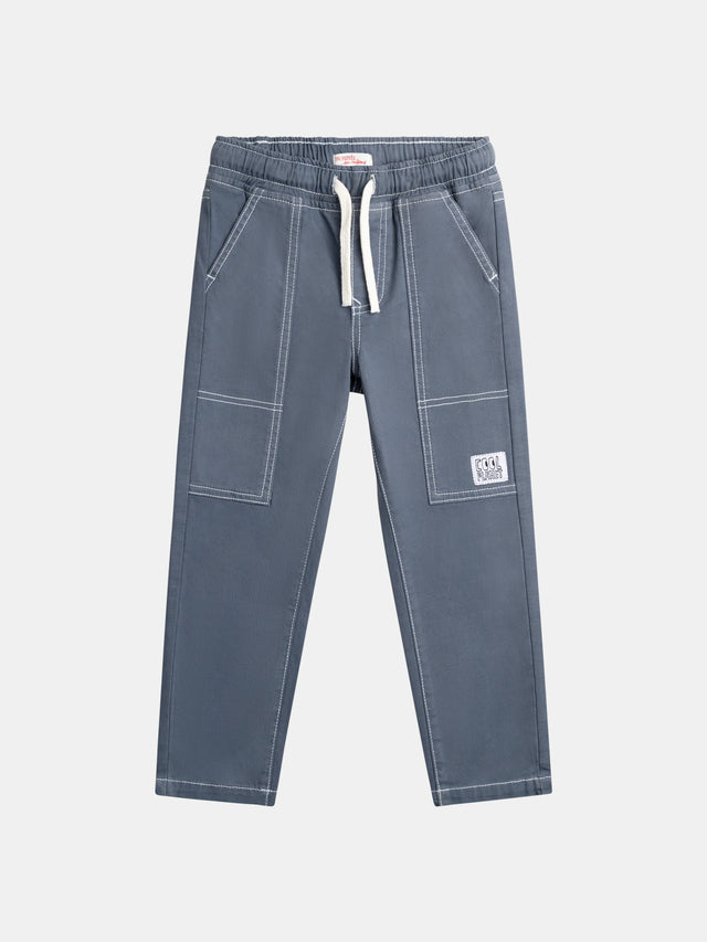 Pantalones azules oscuros con costuras en contraste para niños