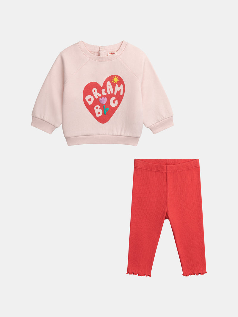 Conjunto de motivo corazón para bebé niña