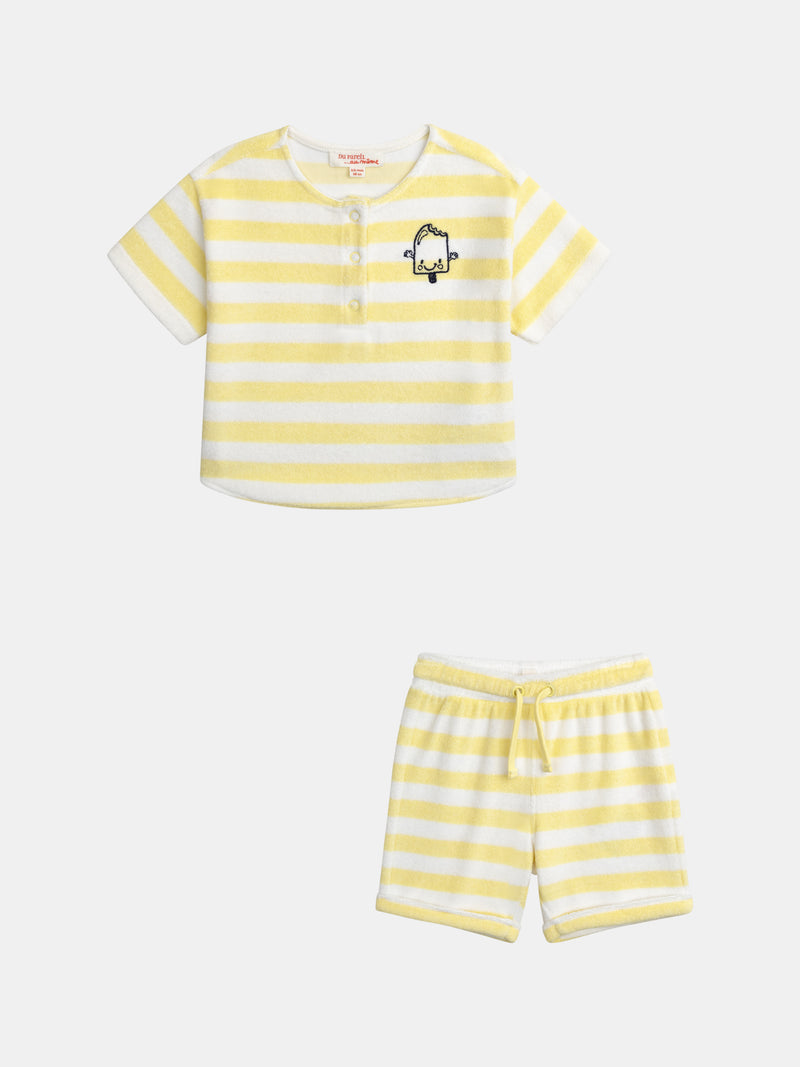 Conjunto de camiseta y pantalones cortos a rayas amarillas para bebé niño