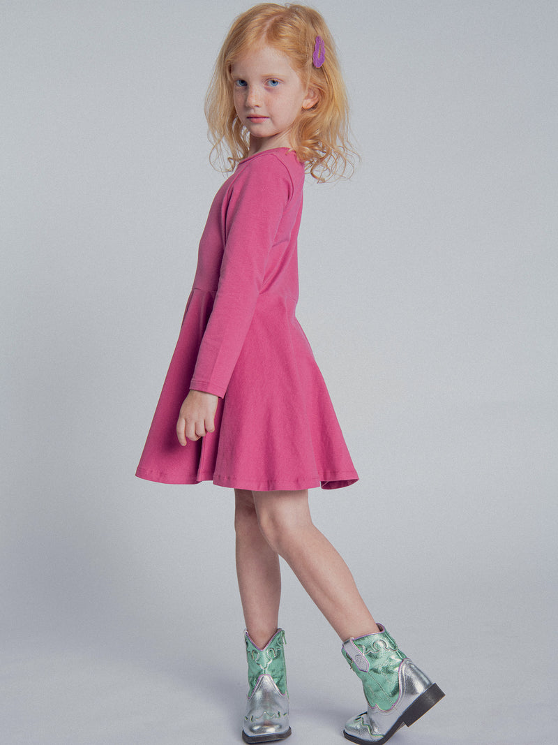 Vestido rosa con bordado de corazón para niñas