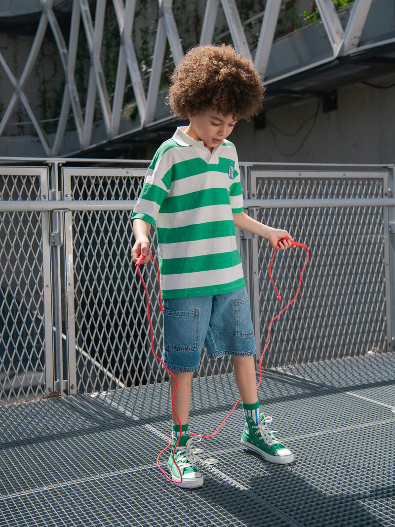 Camiseta polo ecru con rayas verdes para niño