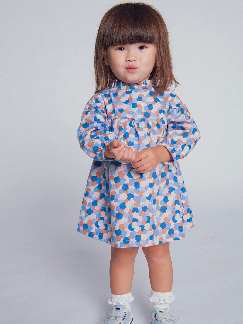 Vestido estampado con cuello volante para bebé niña