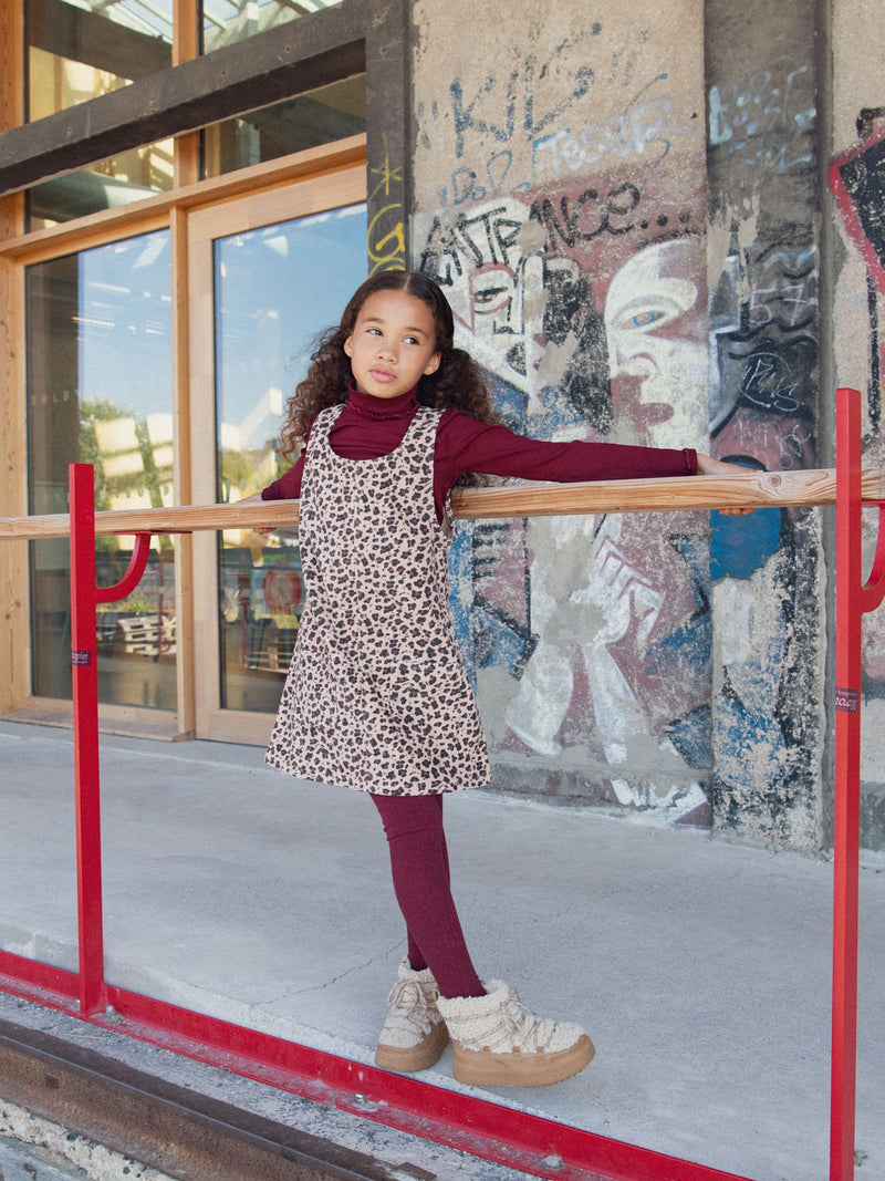 Vestido de leopardo para niña