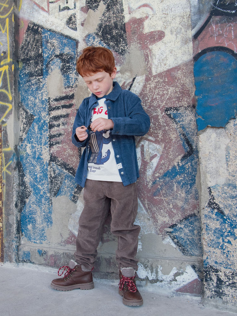 Pantalones de pana marrón claro para niño