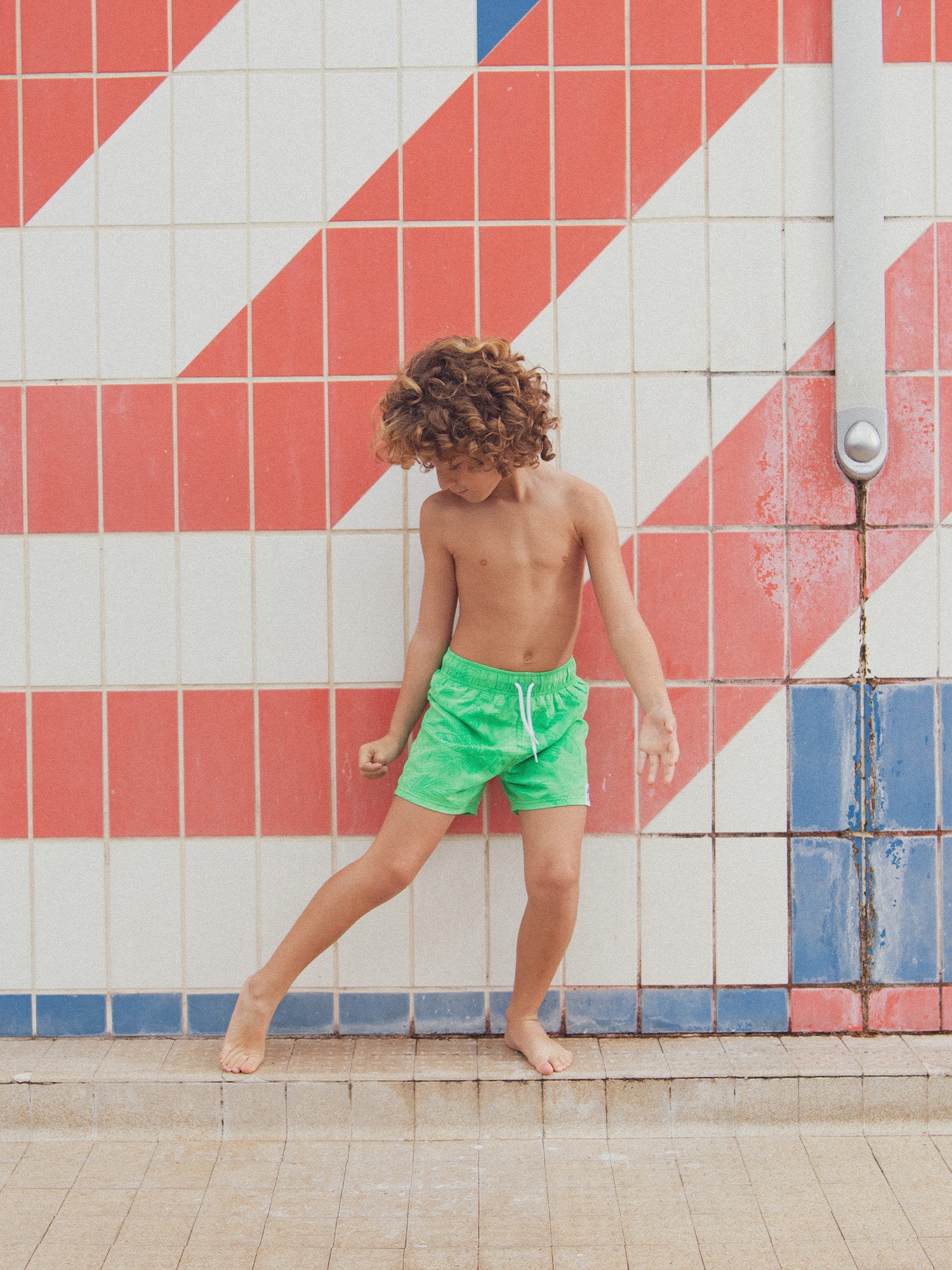 Short de baño impreso reactivo al agua para niños