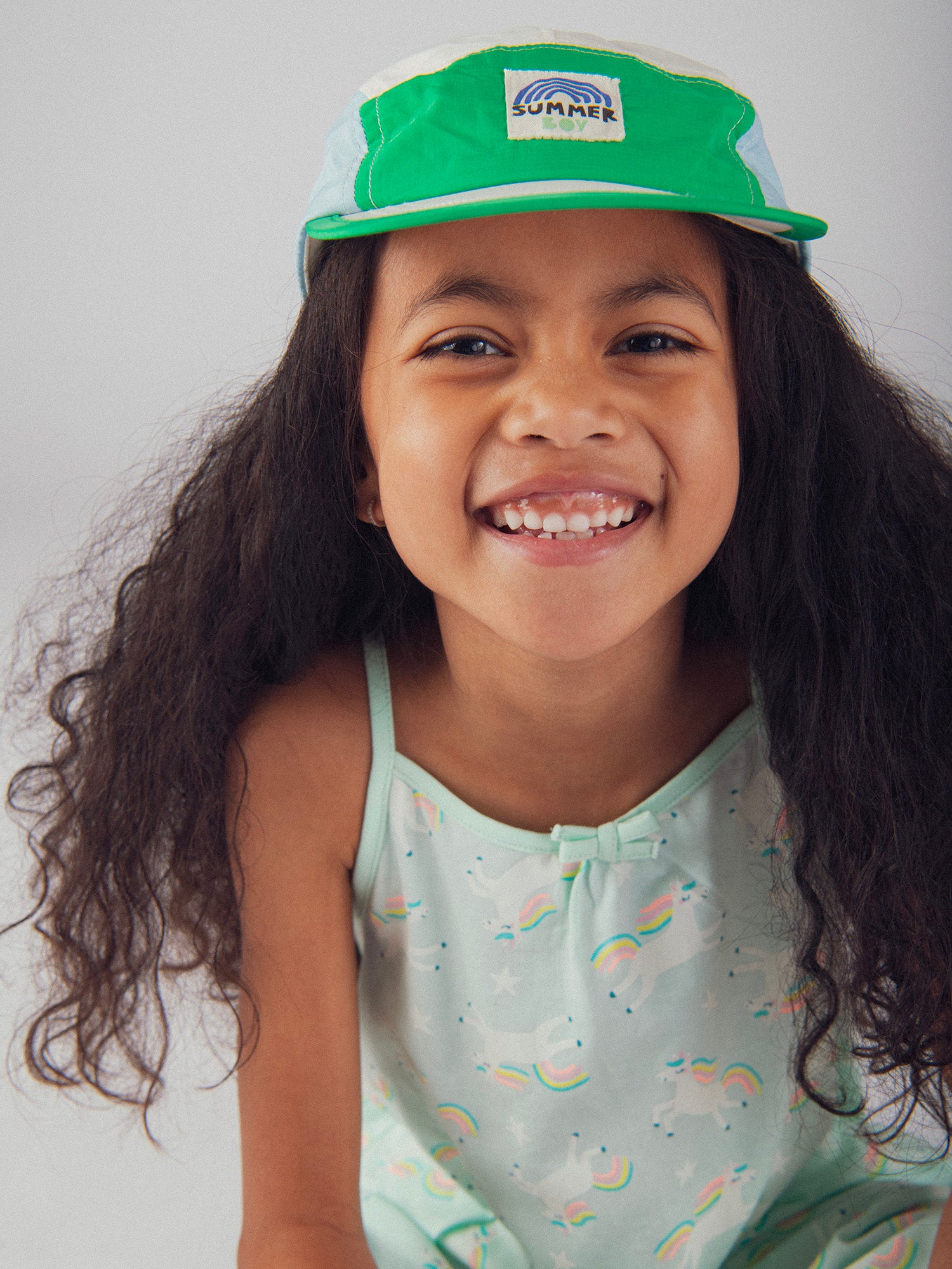 Camisón fosforescente con estampado de "Unicornios Mágicos" para niña