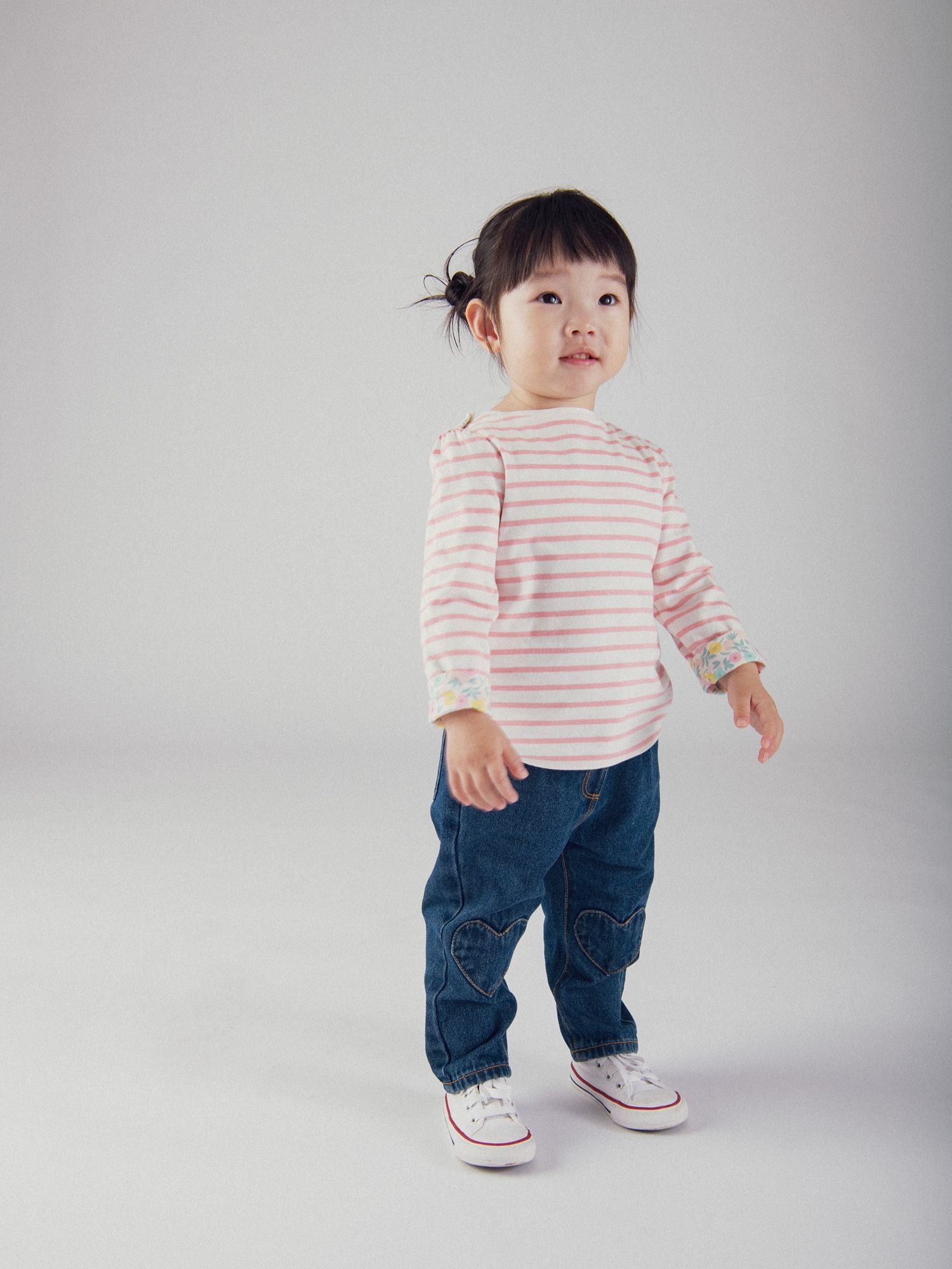 Jean bleu pour bébé fille