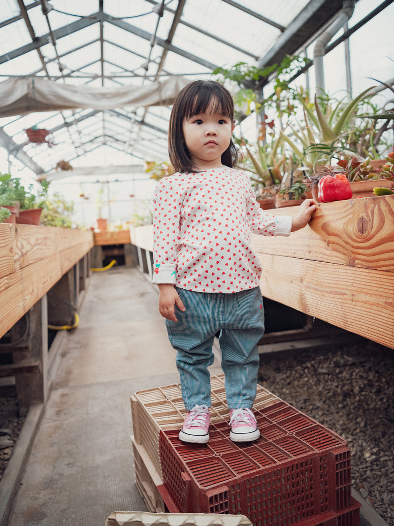 Camiseta reversible con motivo corazón para niña