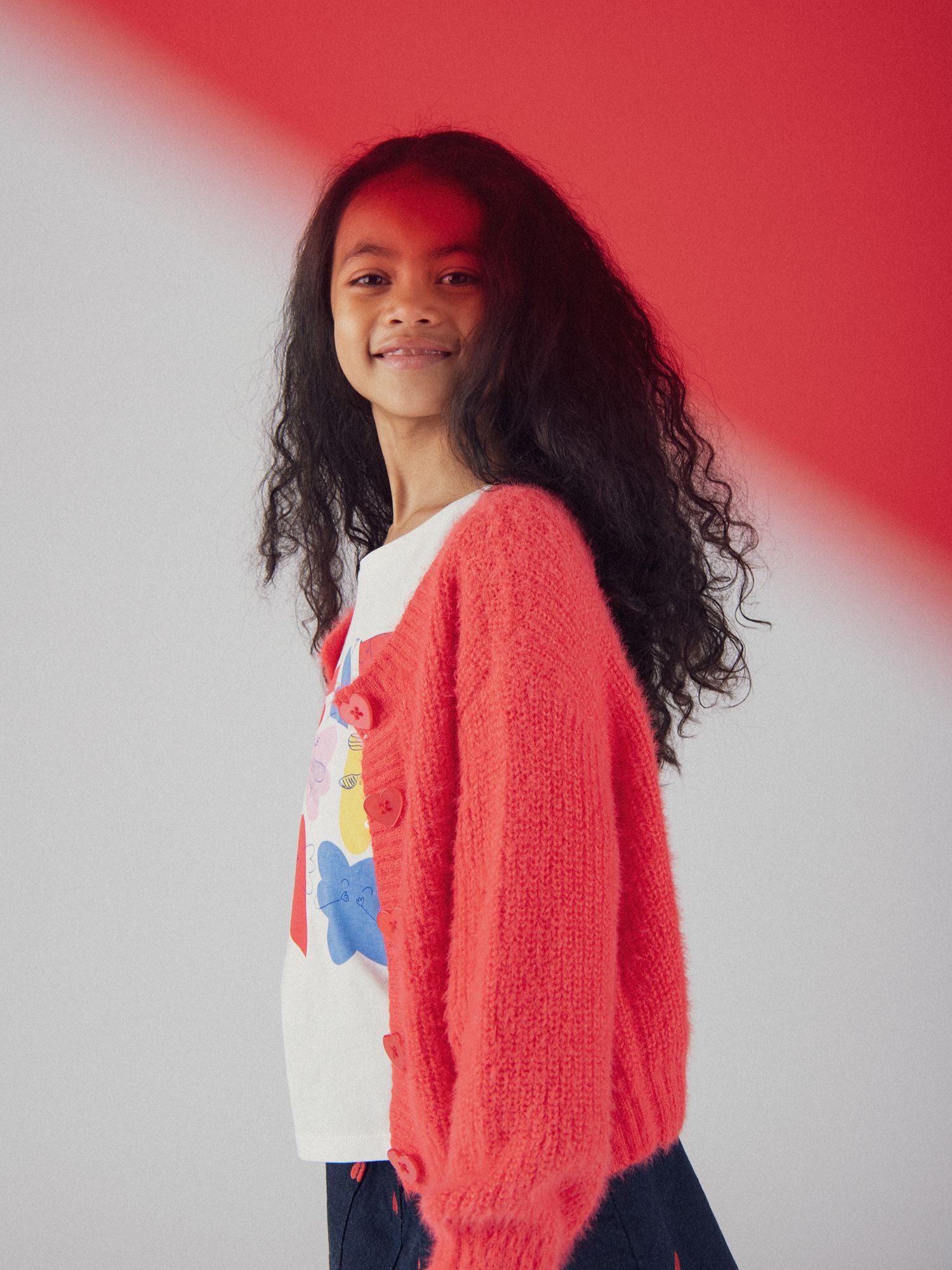 Cardigan rouge boutons cœur pour fille