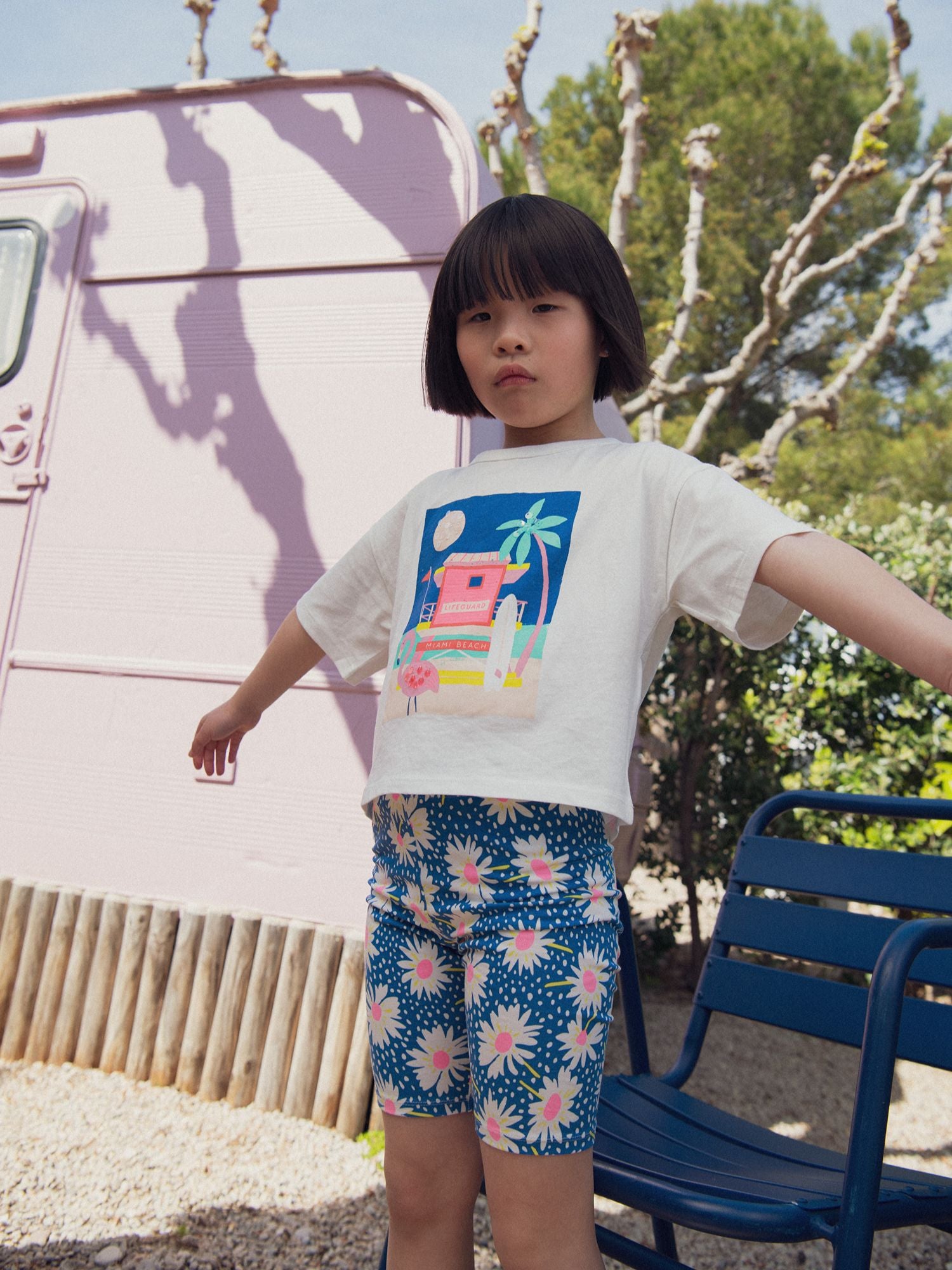 Pantalones Cortos Azules con Flores para Niñas