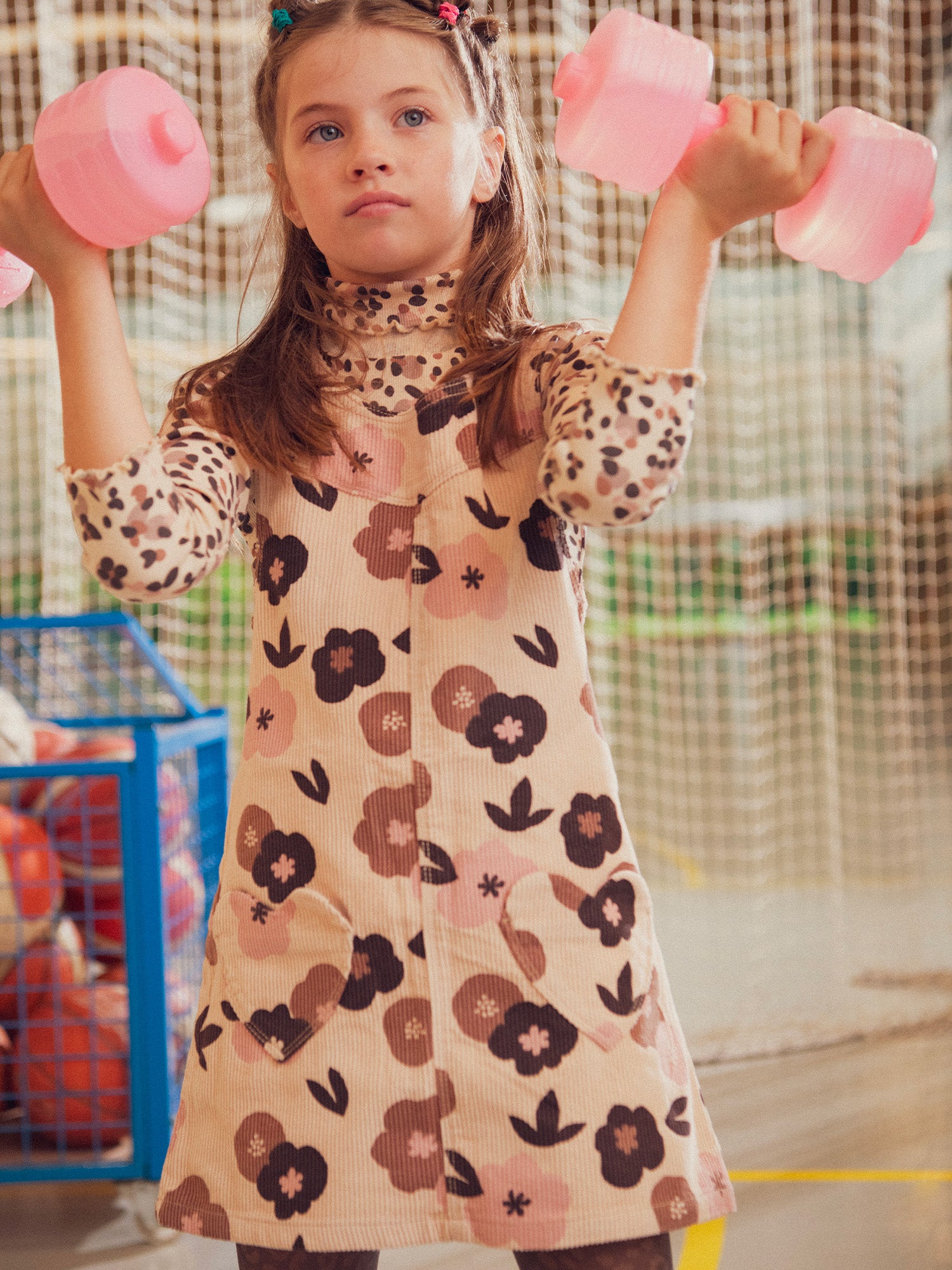 Vestido de pana con estampado de flores