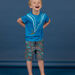 Camiseta de manga corta azul con estampado de surfista para niño