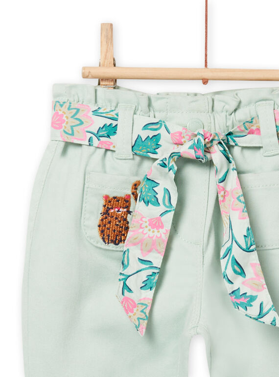Pantalón verde almendra y cinturón con estampado para bebé niña NIGAPAN / 22SG09O1PAN611