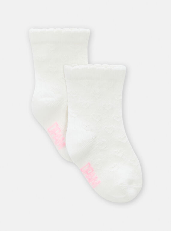 Calcetines de color crudo con estampado de corazón en relieve para bebé niña TYIJOSOQ1 / 24SI0981SOQ001