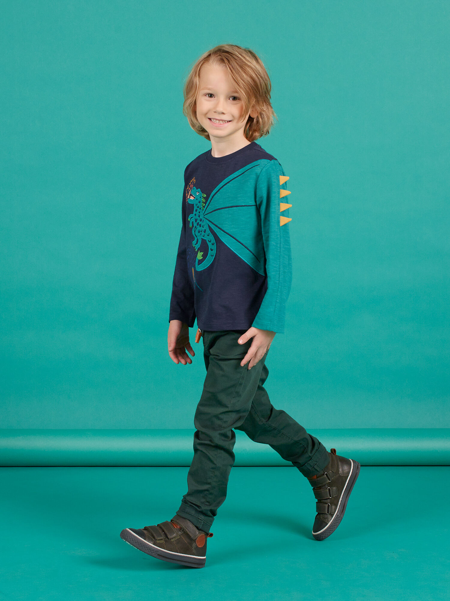Pantalon verde sales para niño